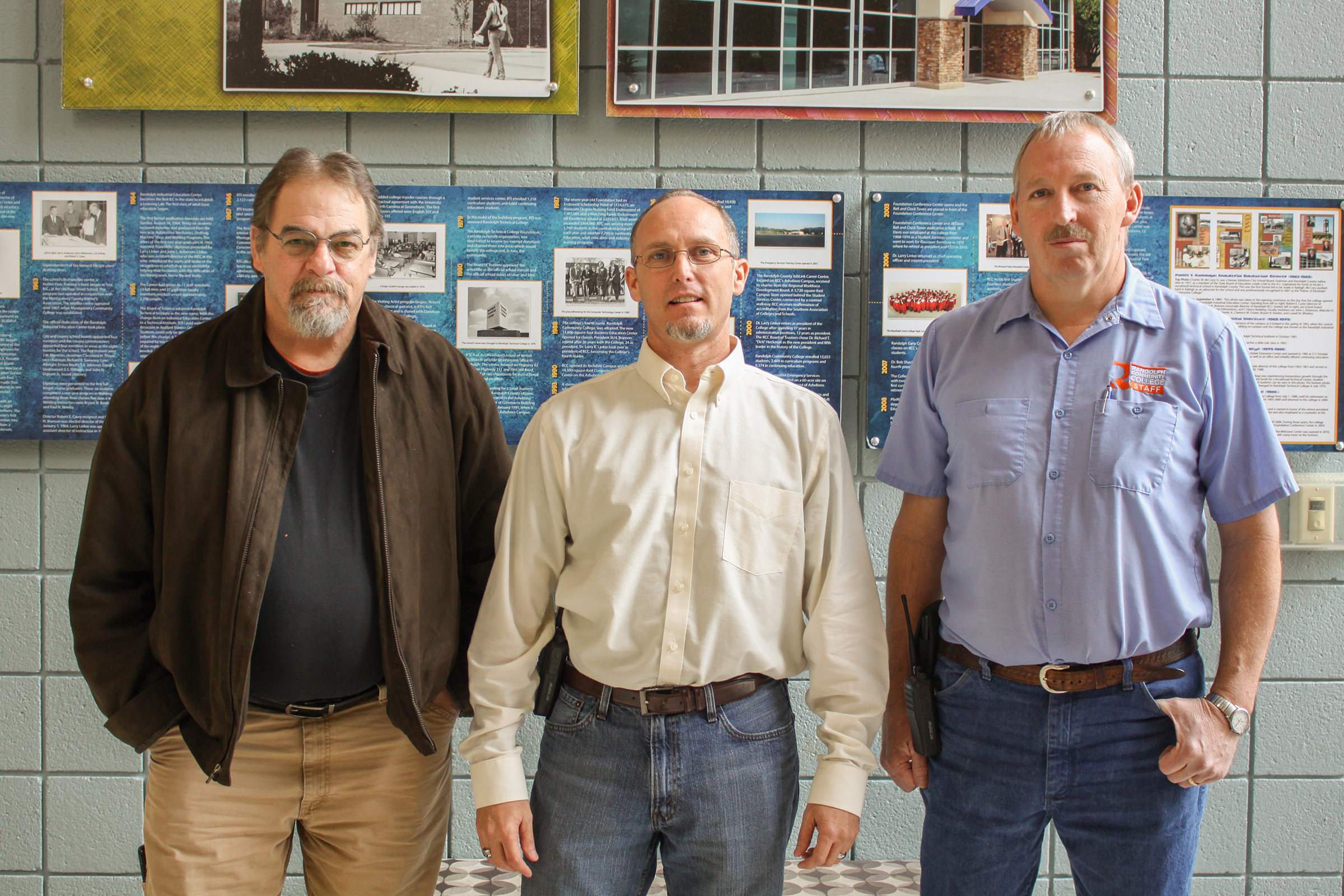 Group photo of 10 year honorees