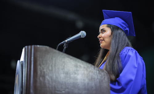 kcm_bobscott_grad23speaking_web.jpg