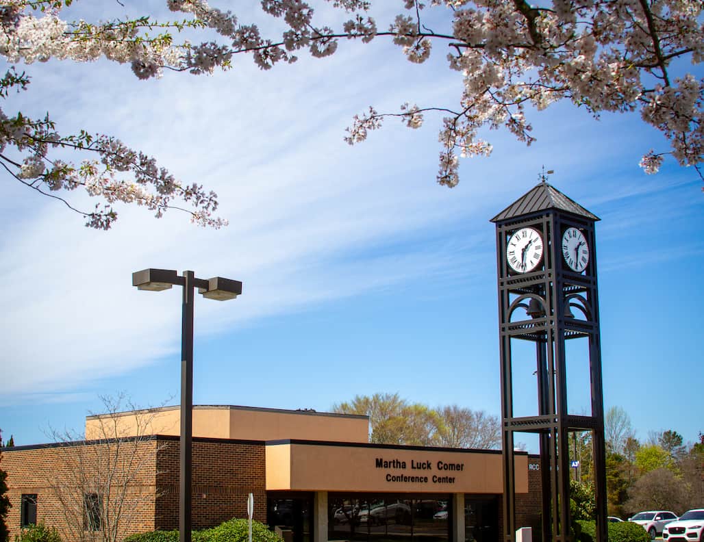Photo of the Martha Luck Comer Foundation building on Randolph Community College's Asheboro Campus.